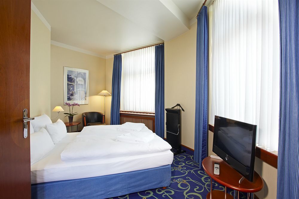 Seaside Park Hotel Leipzig Ngoại thất bức ảnh
